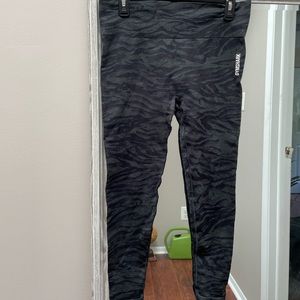 Gymshark Women’s Adapt Animal Seamless Leggings